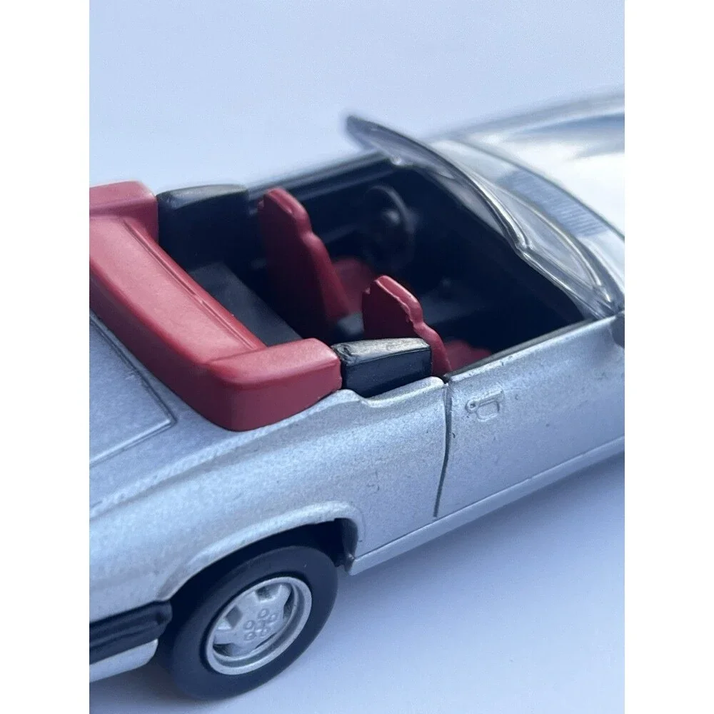 JAGUAR 1988 XJ-S V12 RED IN SILVER 1:43 NICE DETAIL 4+1/4